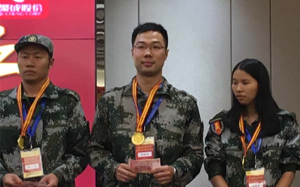 《營(yíng)銷特種兵培訓(xùn)》光臣獲優(yōu)秀個(gè)人獎(jiǎng)