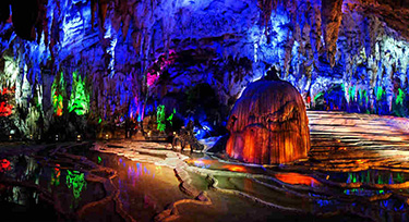 【廣西百色】選高品質(zhì)LED投光燈，客戶不遠(yuǎn)千里選光臣