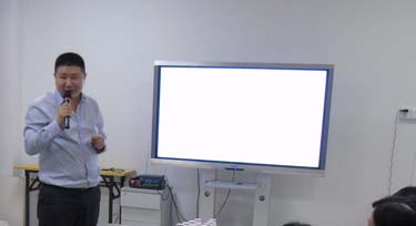 回顧2015年的網(wǎng)絡營銷之路 2016年光臣準備好了!