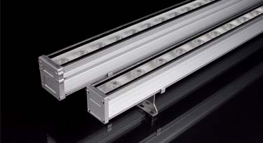 哈薩克斯坦的馬克問了一個(gè)關(guān)于洗墻燈的問題