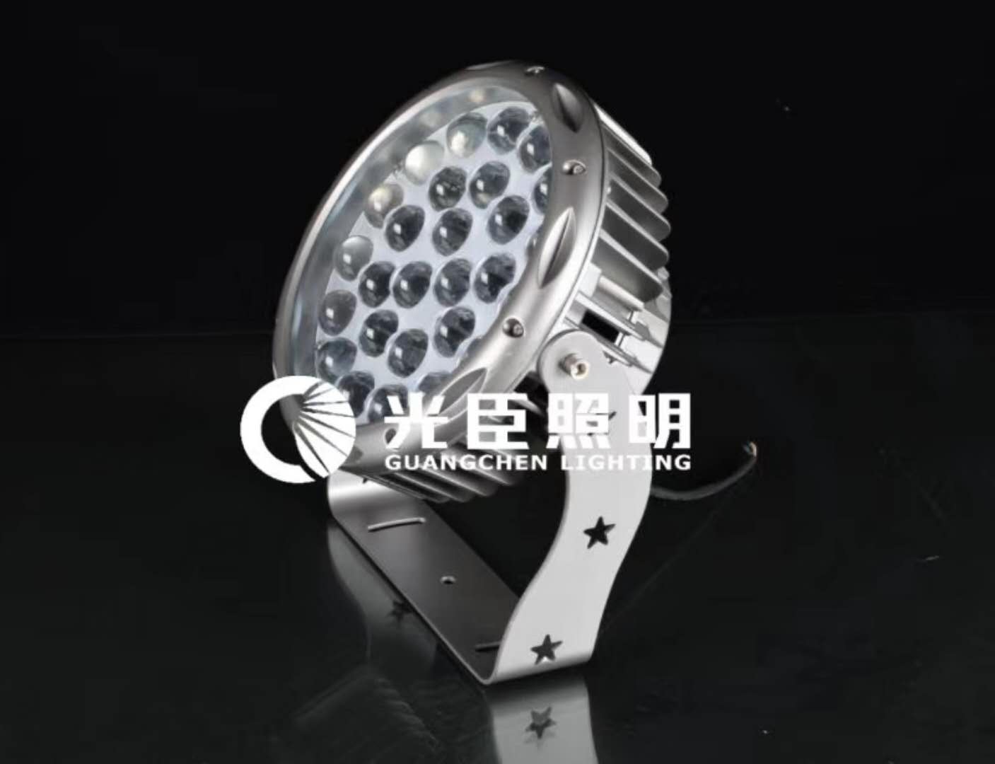 大功率窄光束投射燈，高樓亮化新寵兒