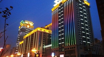 樓體亮化工程怎樣設(shè)計(jì)才能更加突出樓體的美