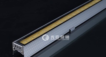 光臣告訴您酒店亮化設(shè)計(jì)有哪些注意事項(xiàng)