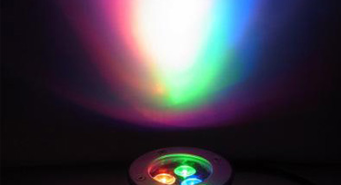 LED地埋燈比水底燈的使用環(huán)境更惡劣?