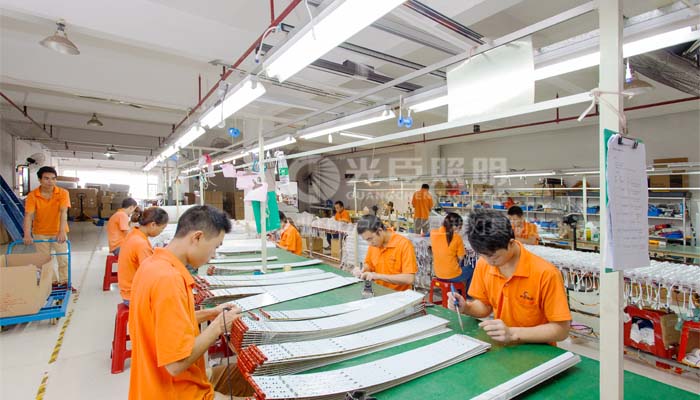 LED護(hù)欄管廠(chǎng)家